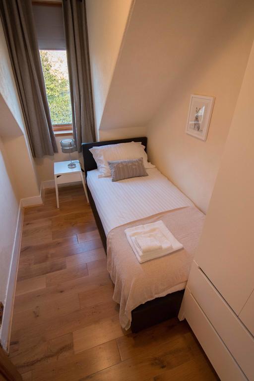Bright & Airy Two Bed Set In Granite Aberdeen Exterior photo