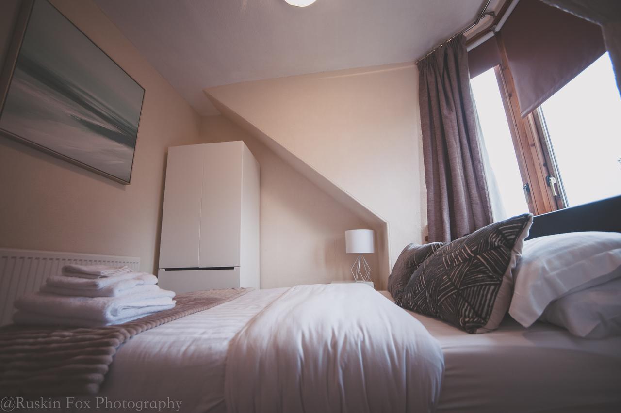 Bright & Airy Two Bed Set In Granite Aberdeen Exterior photo